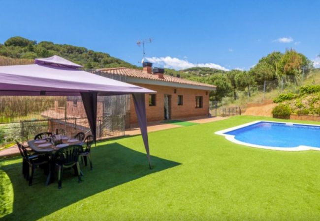 Villa en Calella - HomeHolidaysRentals Sand