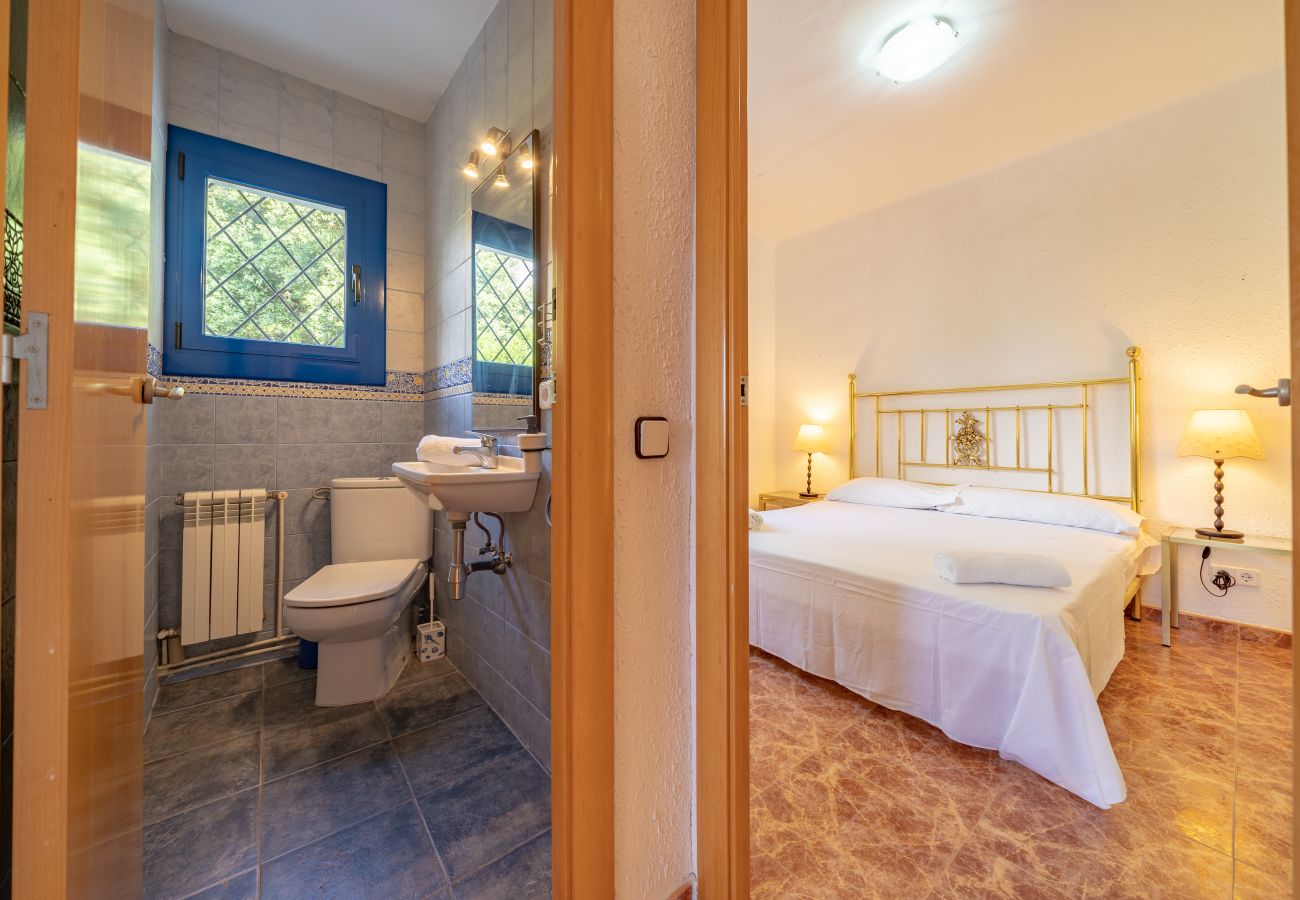 Villa en Pineda de Mar - HomeHolidaysRentals Malvina - Costa Barcelona