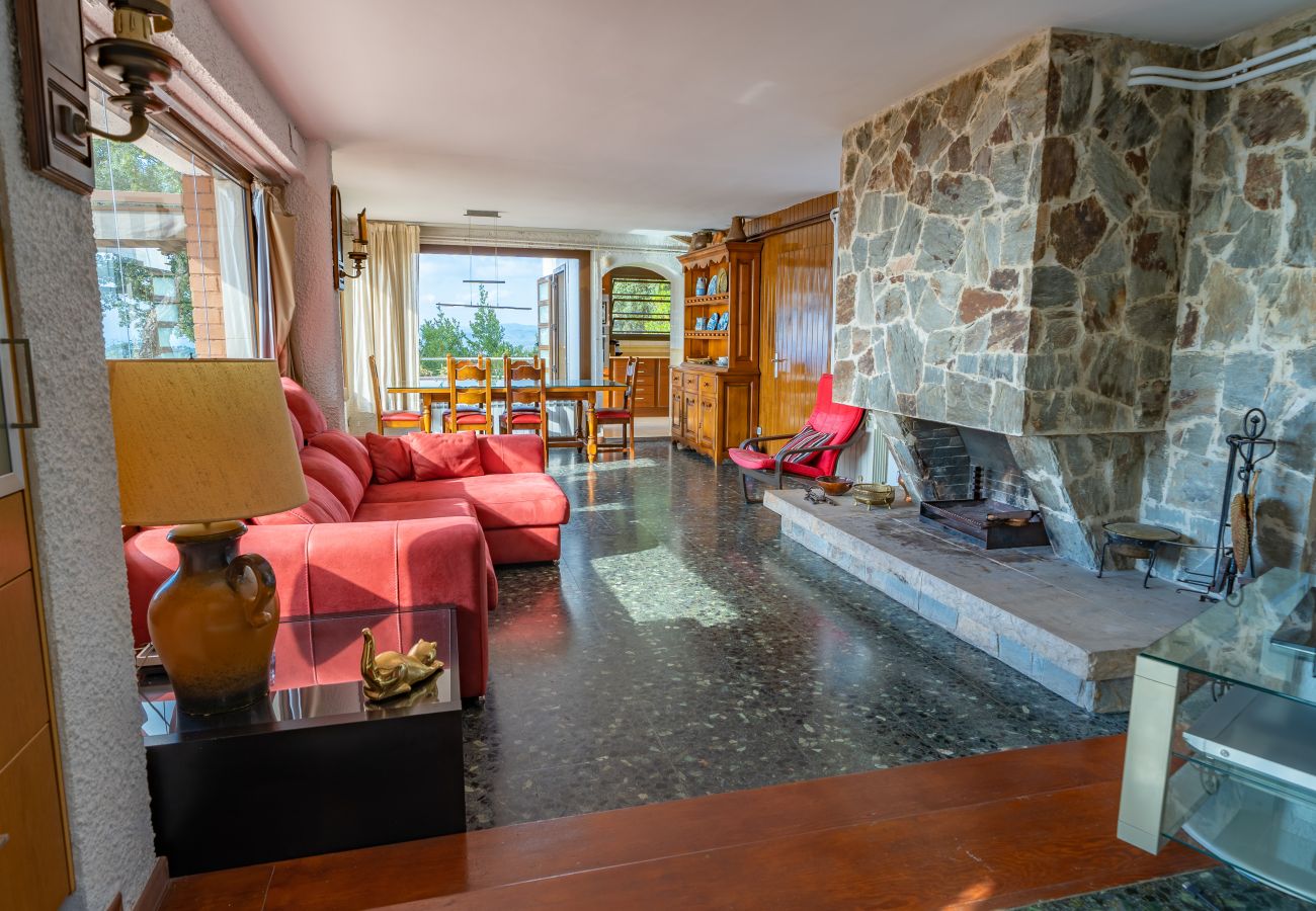 Villa en Pineda de Mar - HomeHolidaysRentals Malvina - Costa Barcelona