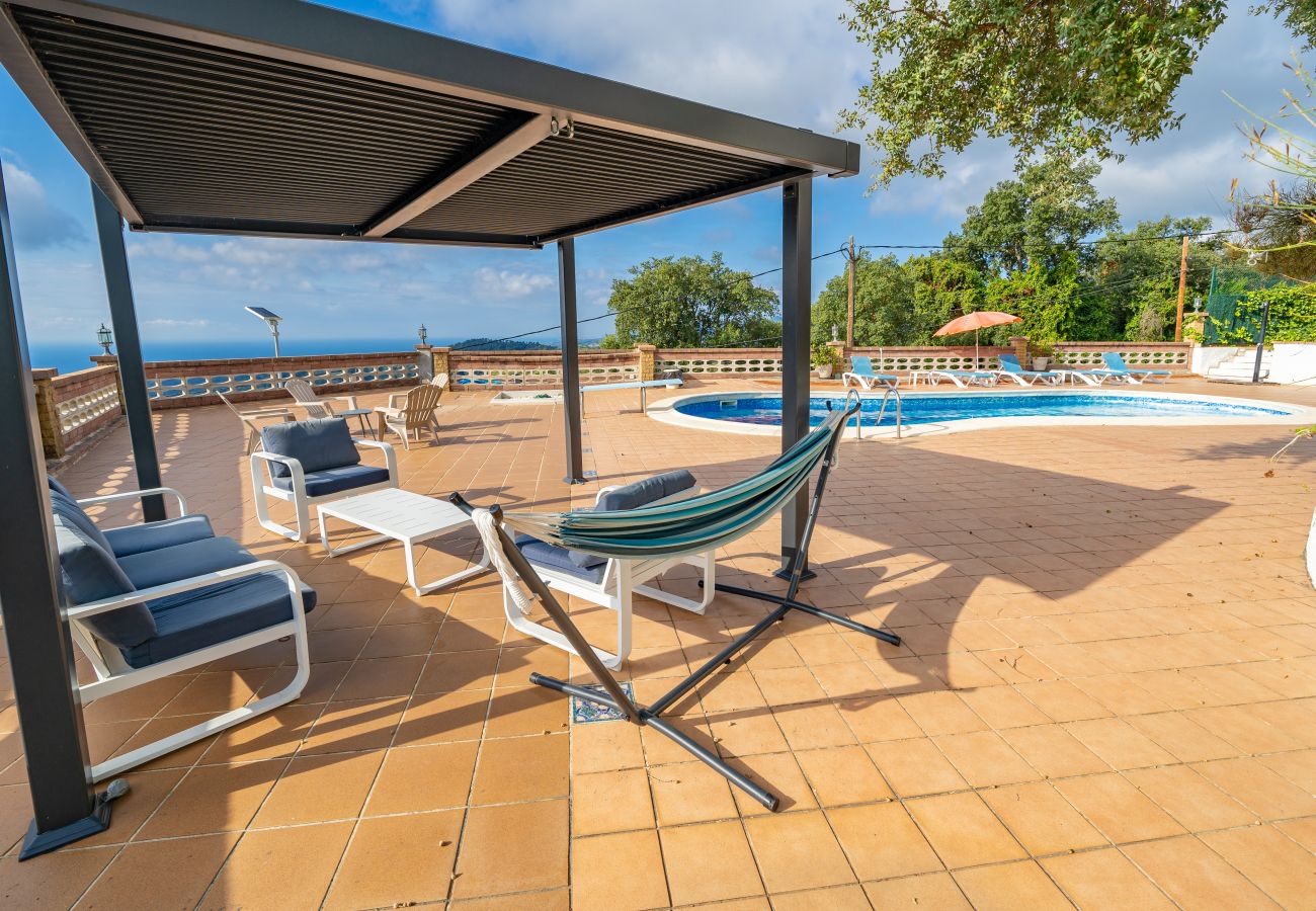 Villa en Pineda de Mar - HomeHolidaysRentals Malvina - Costa Barcelona