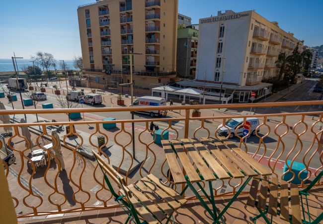 Apartamento en Calella - HomeHolidaysRentals Moana - Costa Barcelona