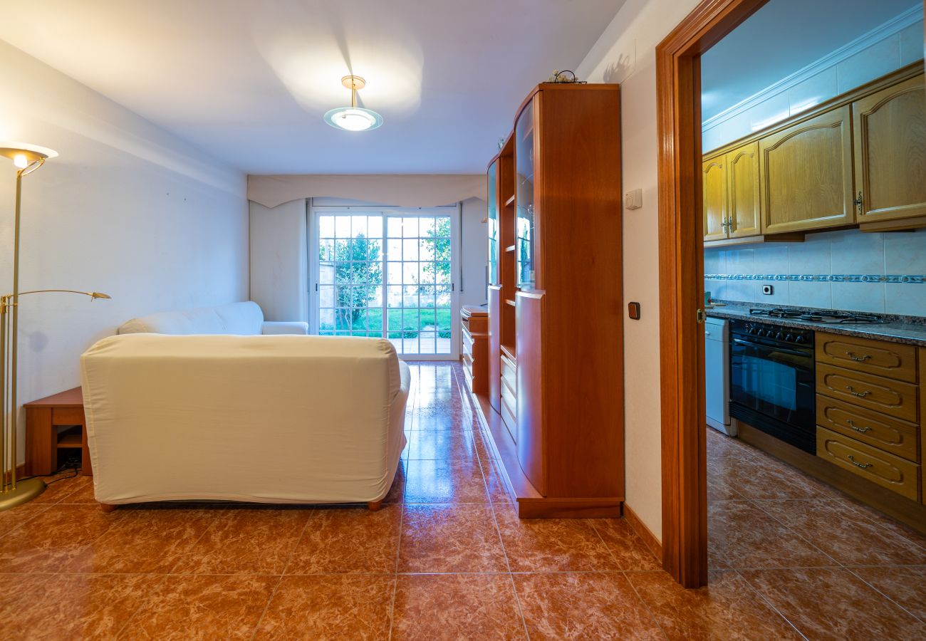 Casa adosada en Santa Susana - HomeHolidaysRentals Charme - Costa Barcelona