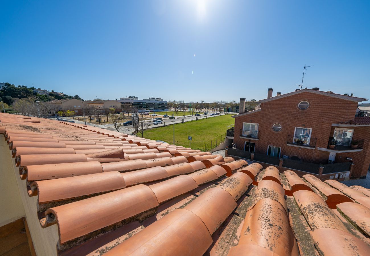 Casa adosada en Santa Susana - HomeHolidaysRentals Charme - Costa Barcelona