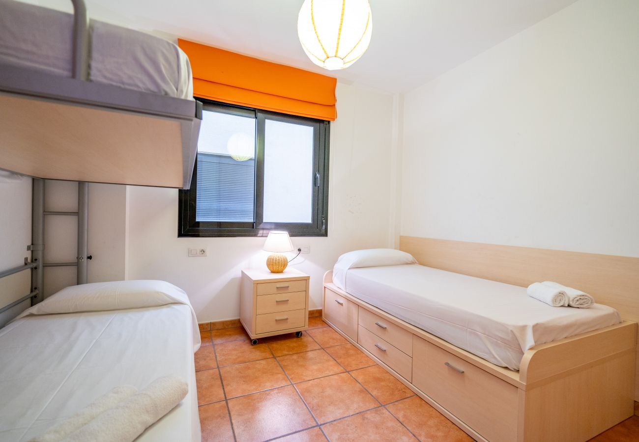 Apartamento en Pineda de Mar - HomeHolidaysRentals Adara - Costa Barcelona