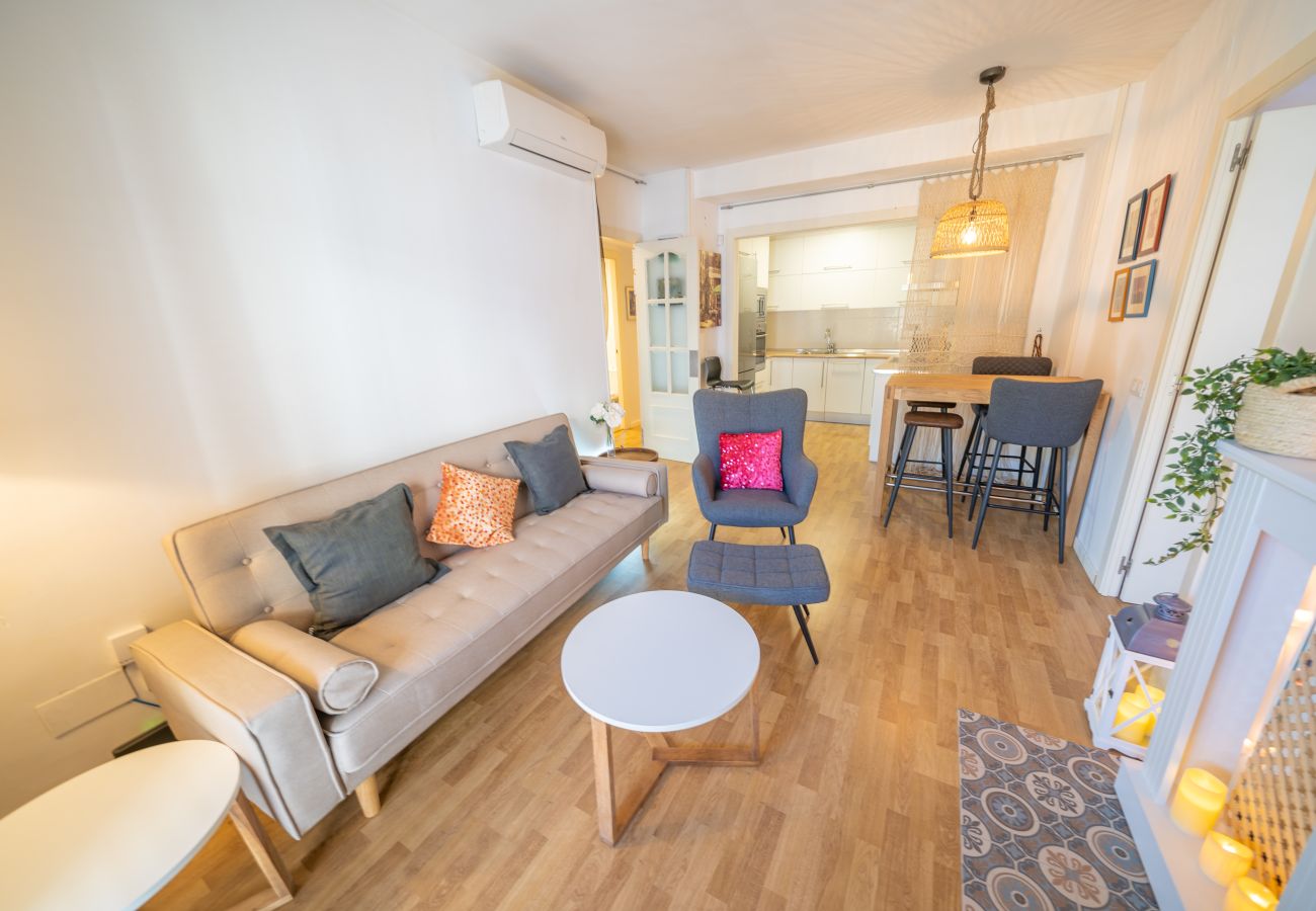 Apartamento en Pineda de Mar - HomeHolidaysRentals Plume - Costa Barcelona