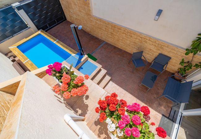 Casa adosada en Pineda de Mar - HomeHolidaysRentals Benoit - Costa Barcelona