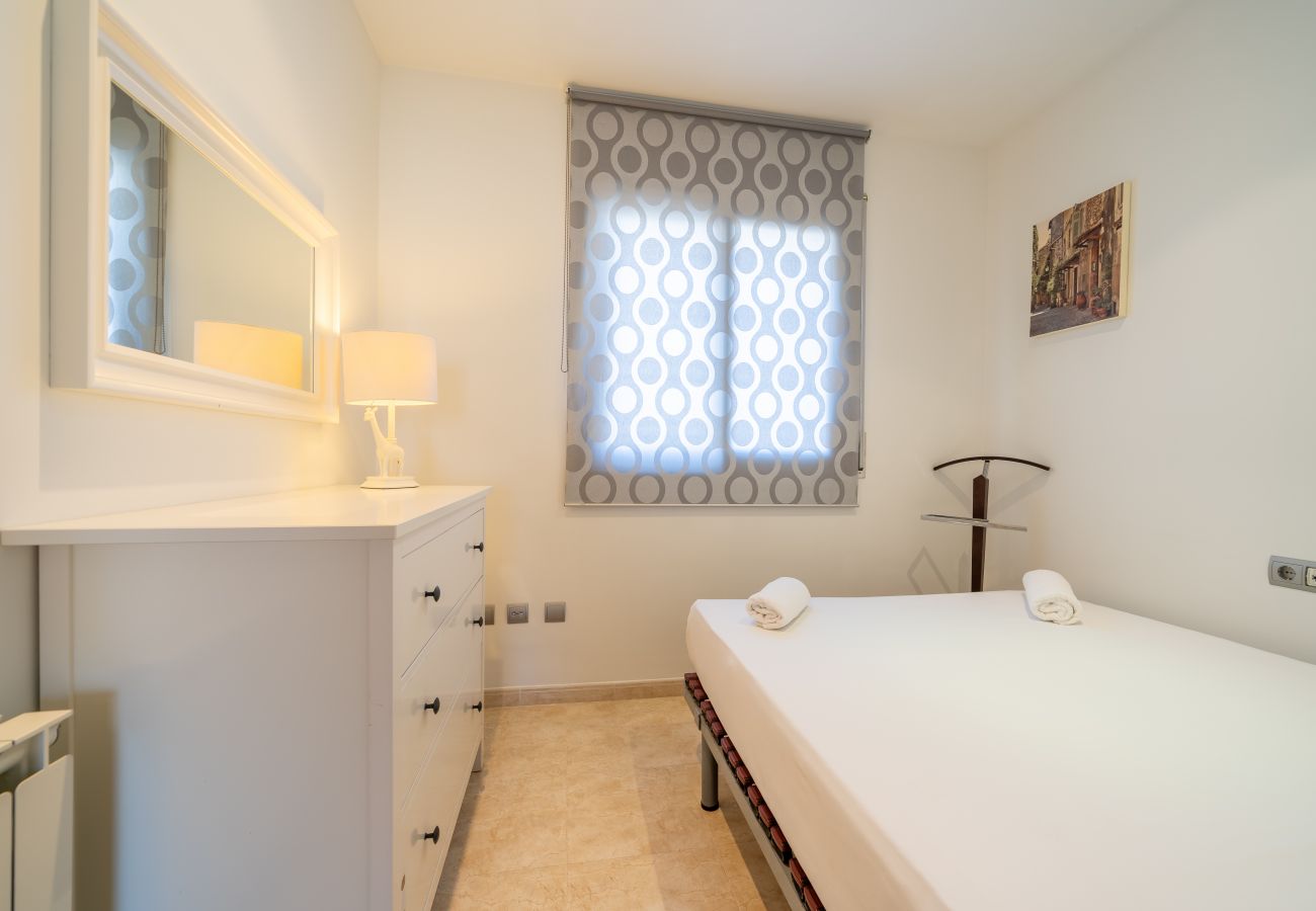 Apartamento en Pineda de Mar - HomeHolidaysRentals Blaucel - Costa Barcelona