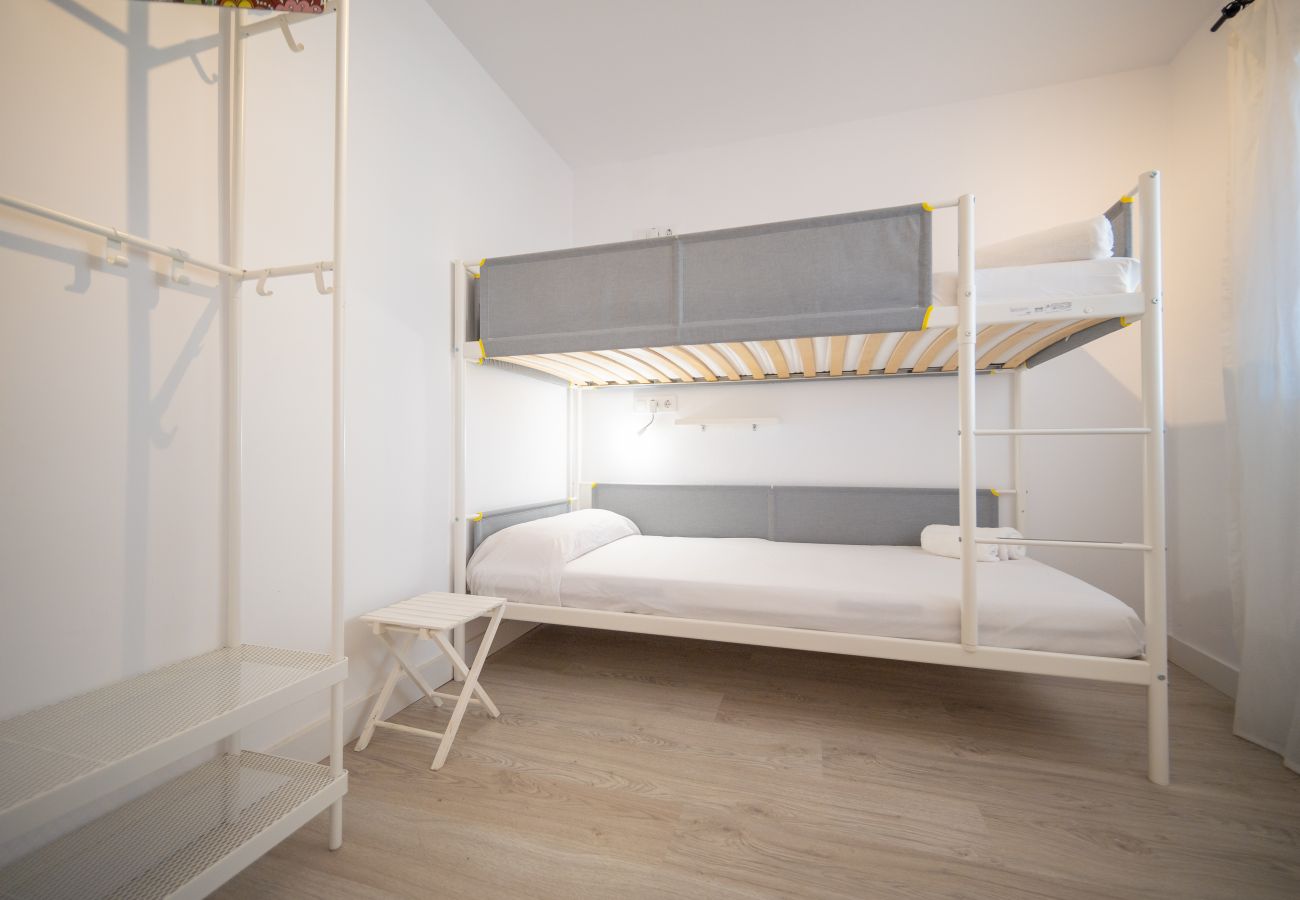 Apartamento en Malgrat de Mar - HomeHolidaysRentals Beach - Costa Barcelona