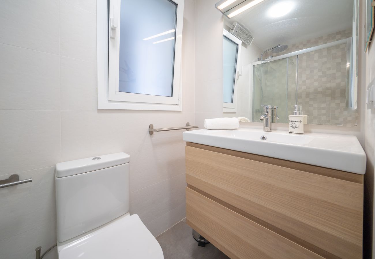 Apartamento en Malgrat de Mar - HomeHolidaysRentals Beach - Costa Barcelona