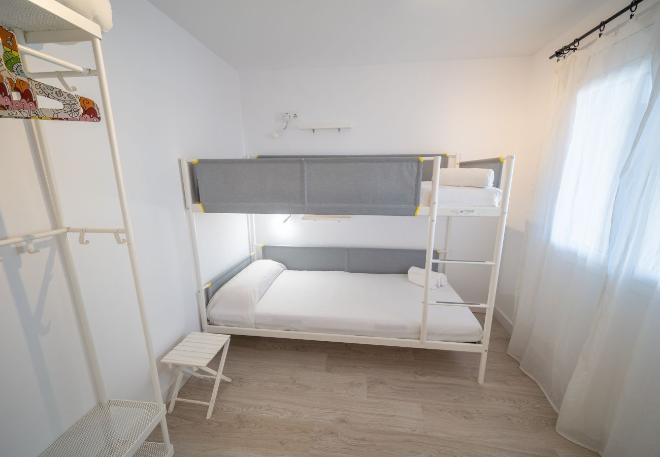 Apartamento en Malgrat de Mar - HomeHolidaysRentals Beach - Costa Barcelona