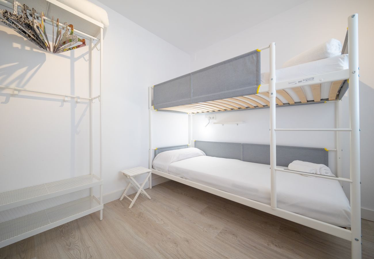 Apartamento en Malgrat de Mar - HomeHolidaysRentals Beach - Costa Barcelona