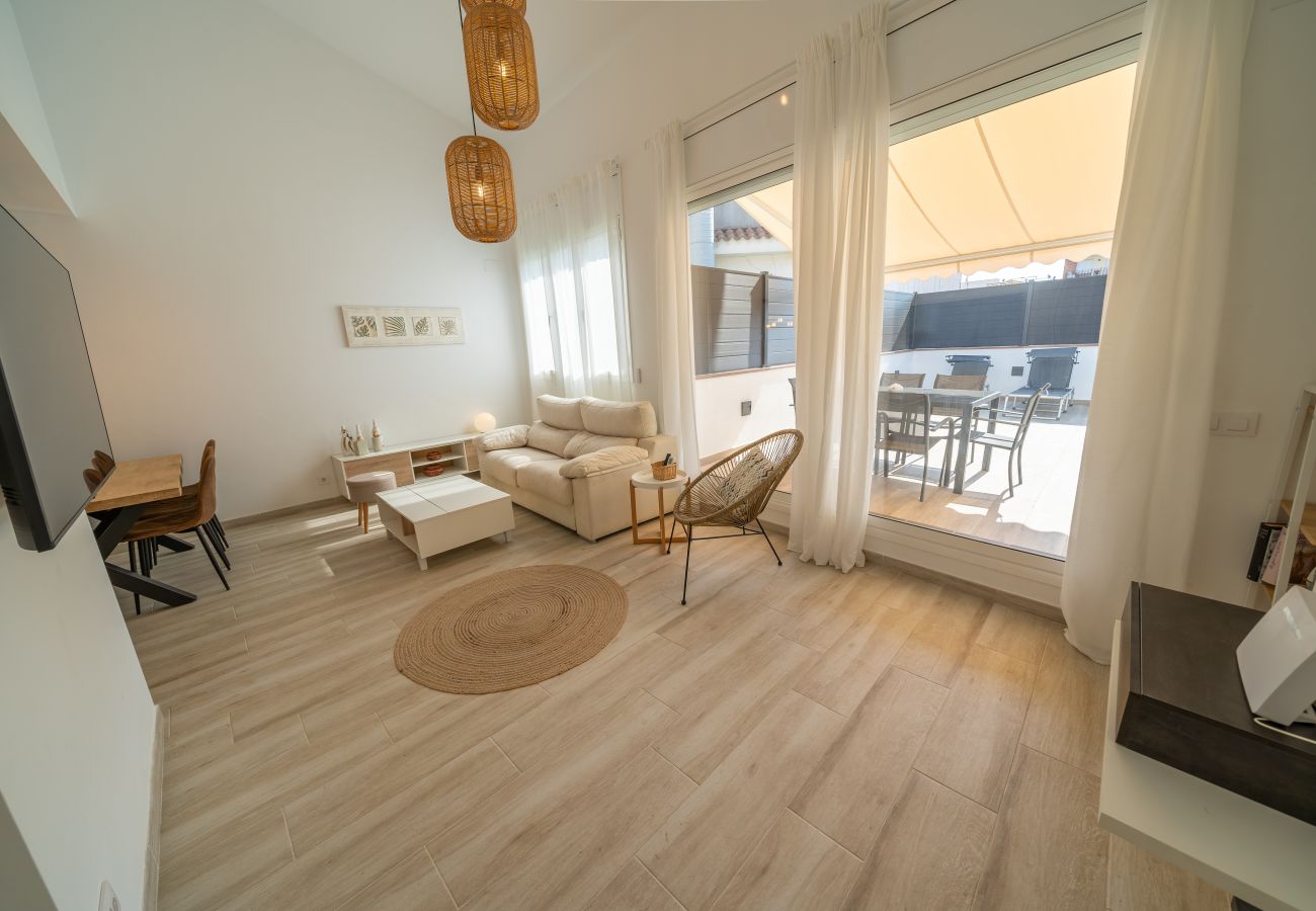 Apartamento en Pineda de Mar - HomeHolidaysRentals Sound - Costa Barcelona