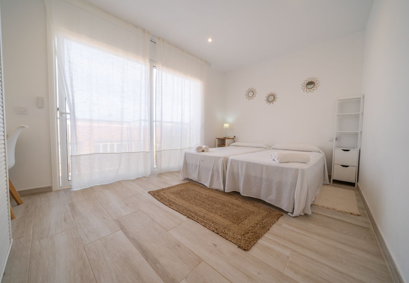 Apartamento en Pineda de Mar - HomeHolidaysRentals Sound - Costa Barcelona