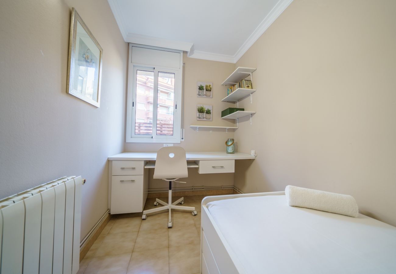 Apartamento en Pineda de Mar - HomeHolidaysRentals Liberty - Costa Barcelona