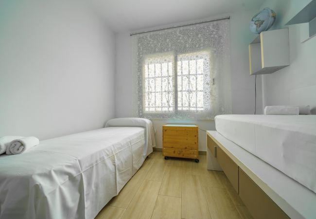 Casa adosada en Malgrat de Mar - HomeHolidaysRentals Ronda - Costa Barcelona