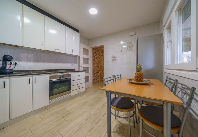 Casa adosada en Malgrat de Mar - HomeHolidaysRentals Ronda - Costa Barcelona