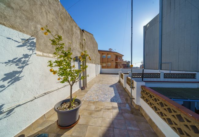 Casa adosada en Malgrat de Mar - HomeHolidaysRentals Ronda - Costa Barcelona