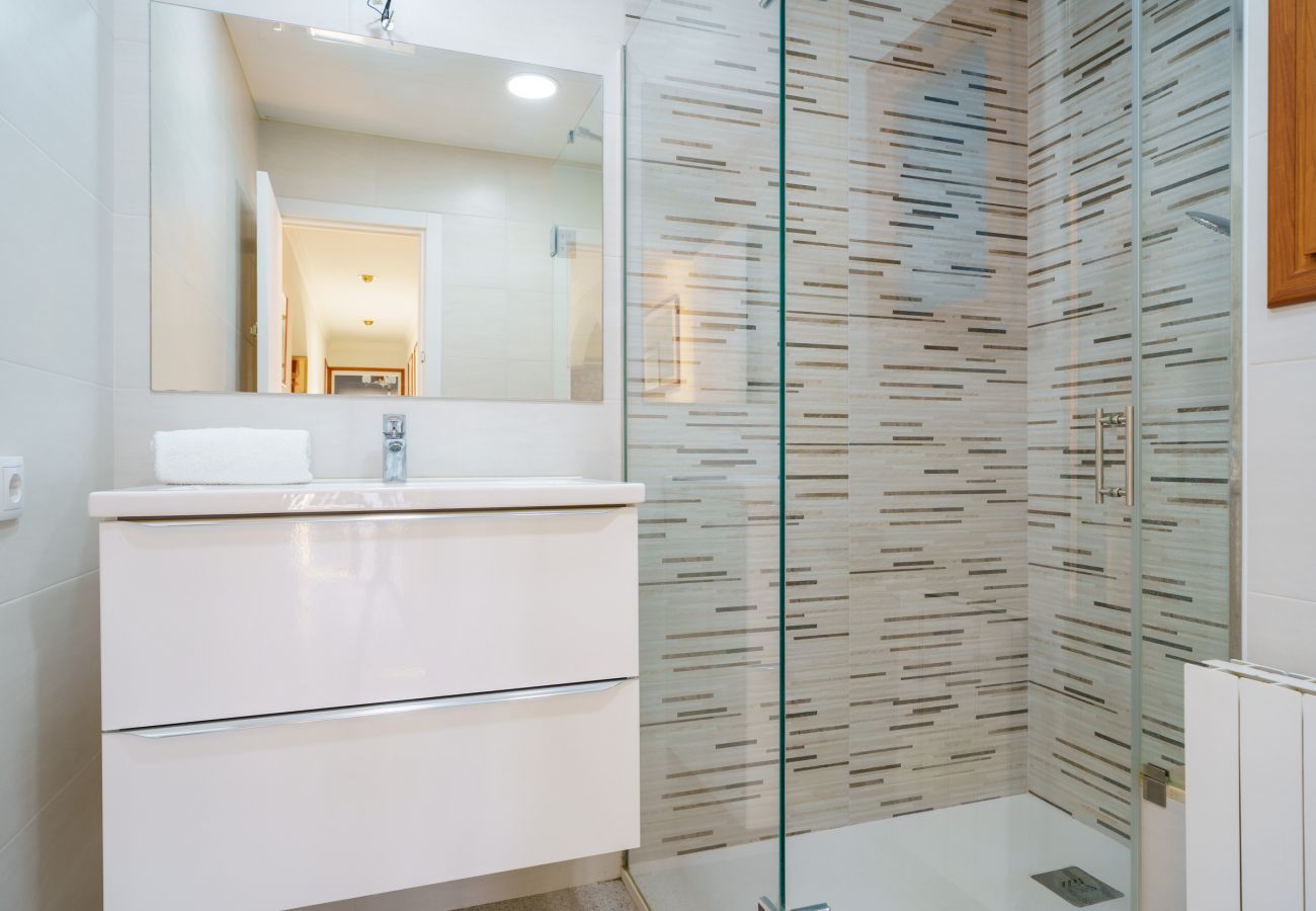 Apartamento en Pineda de Mar - HomeHolidaysRentals Snow - Costa Barcelona