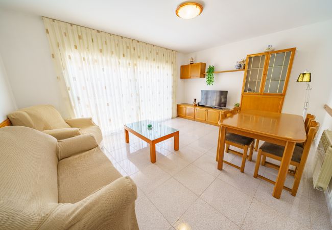 Apartamento en Pineda de Mar - HomeHolidaysRentals Cersei - Costa Barcelona
