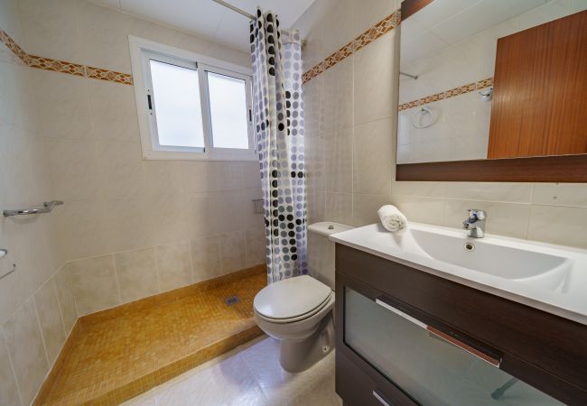 Apartamento en Pineda de Mar - HomeHolidaysRentals Cersei - Costa Barcelona