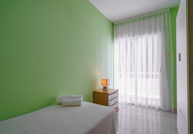 Apartamento en Pineda de Mar - HomeHolidaysRentals Cersei - Costa Barcelona