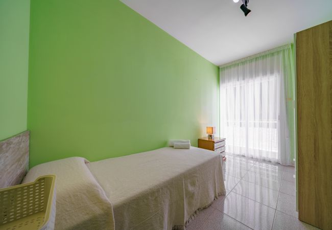 Apartamento en Pineda de Mar - HomeHolidaysRentals Cersei - Costa Barcelona