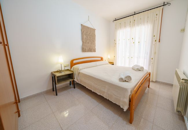 Apartamento en Pineda de Mar - HomeHolidaysRentals Cersei - Costa Barcelona