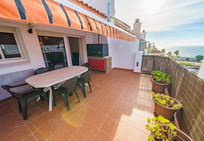 Apartamento en Pineda de Mar - HomeHolidaysRentals Elimar - Costa Barcelona