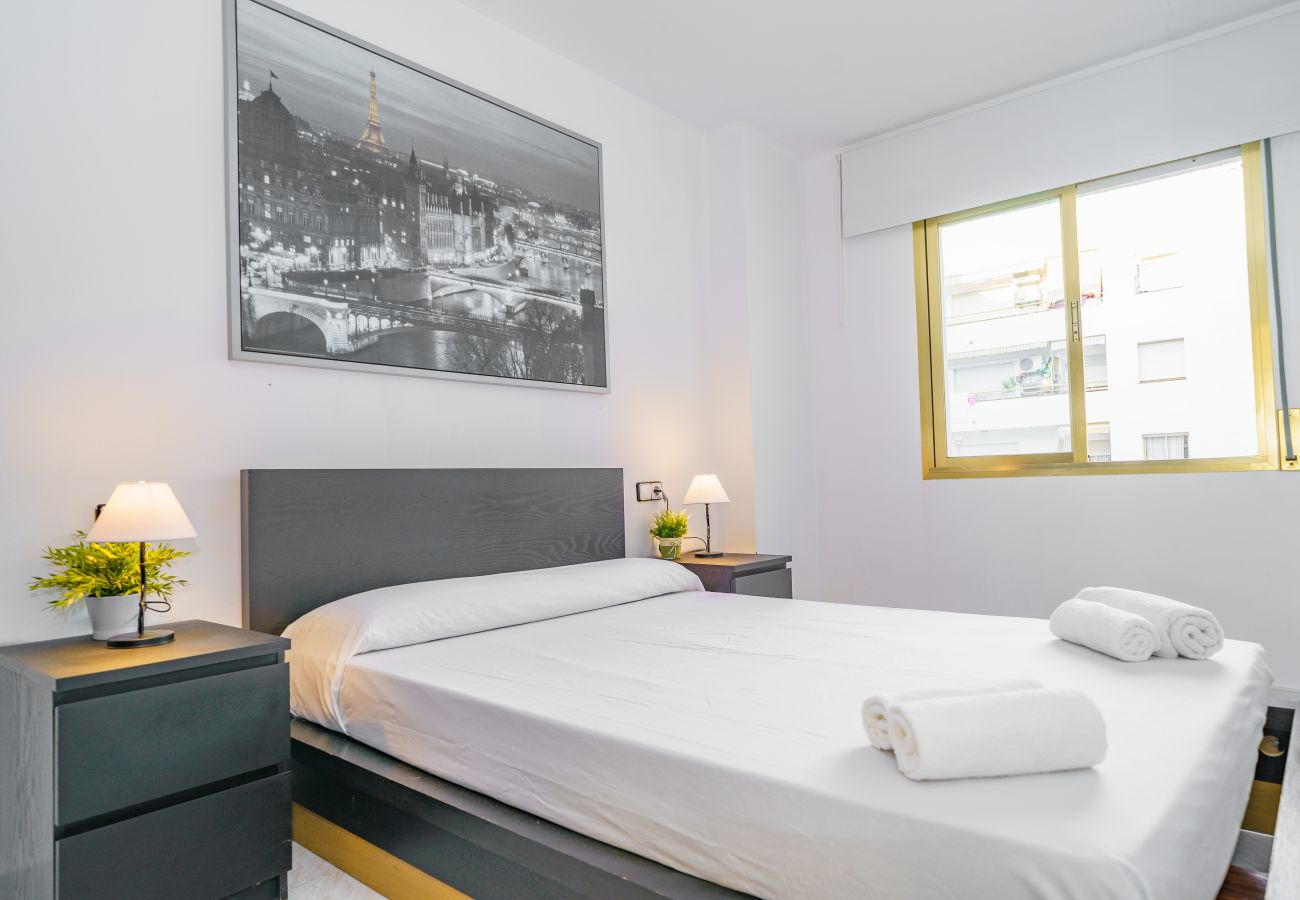 Apartamento en Pineda de Mar - HomeHolidaysRentals Cyan- Costa Barcelona