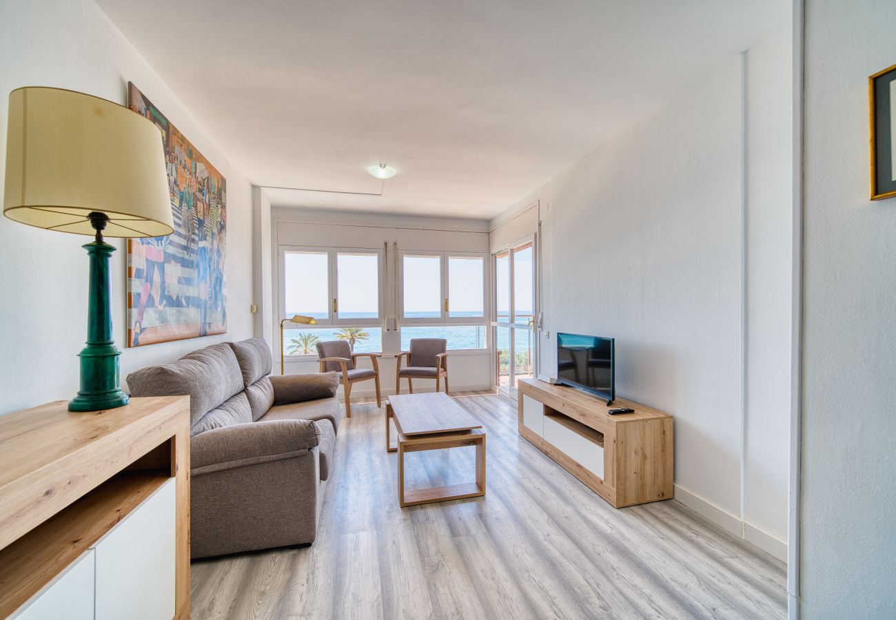 Apartamento en Pineda de Mar - HomeHolidaysRentals Aquilone - Costa Barcelona