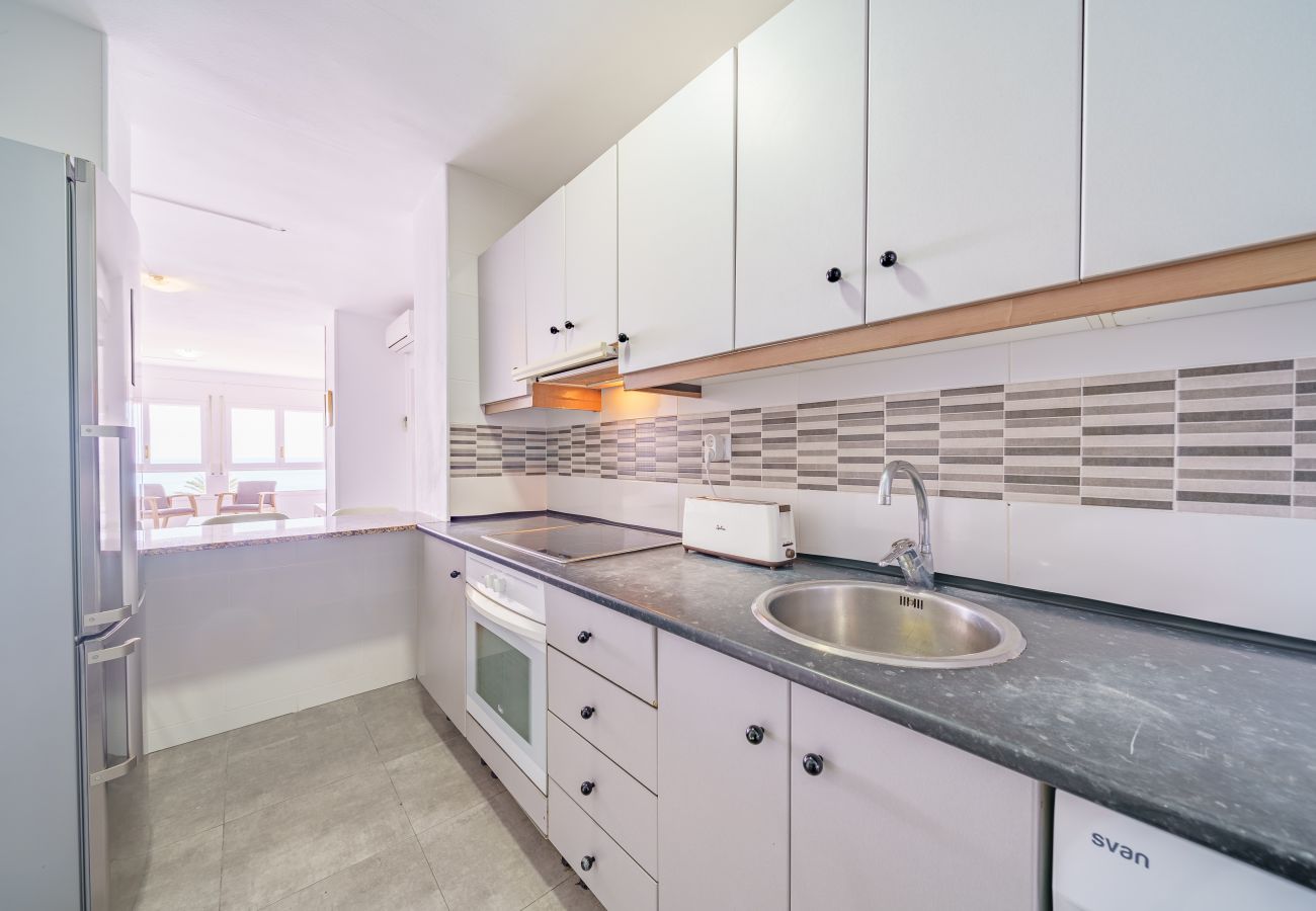Apartamento en Pineda de Mar - HomeHolidaysRentals Aquilone - Costa Barcelona