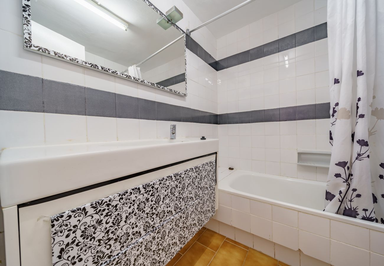 Apartamento en Pineda de Mar - HomeHolidaysRentals Aquilone - Costa Barcelona