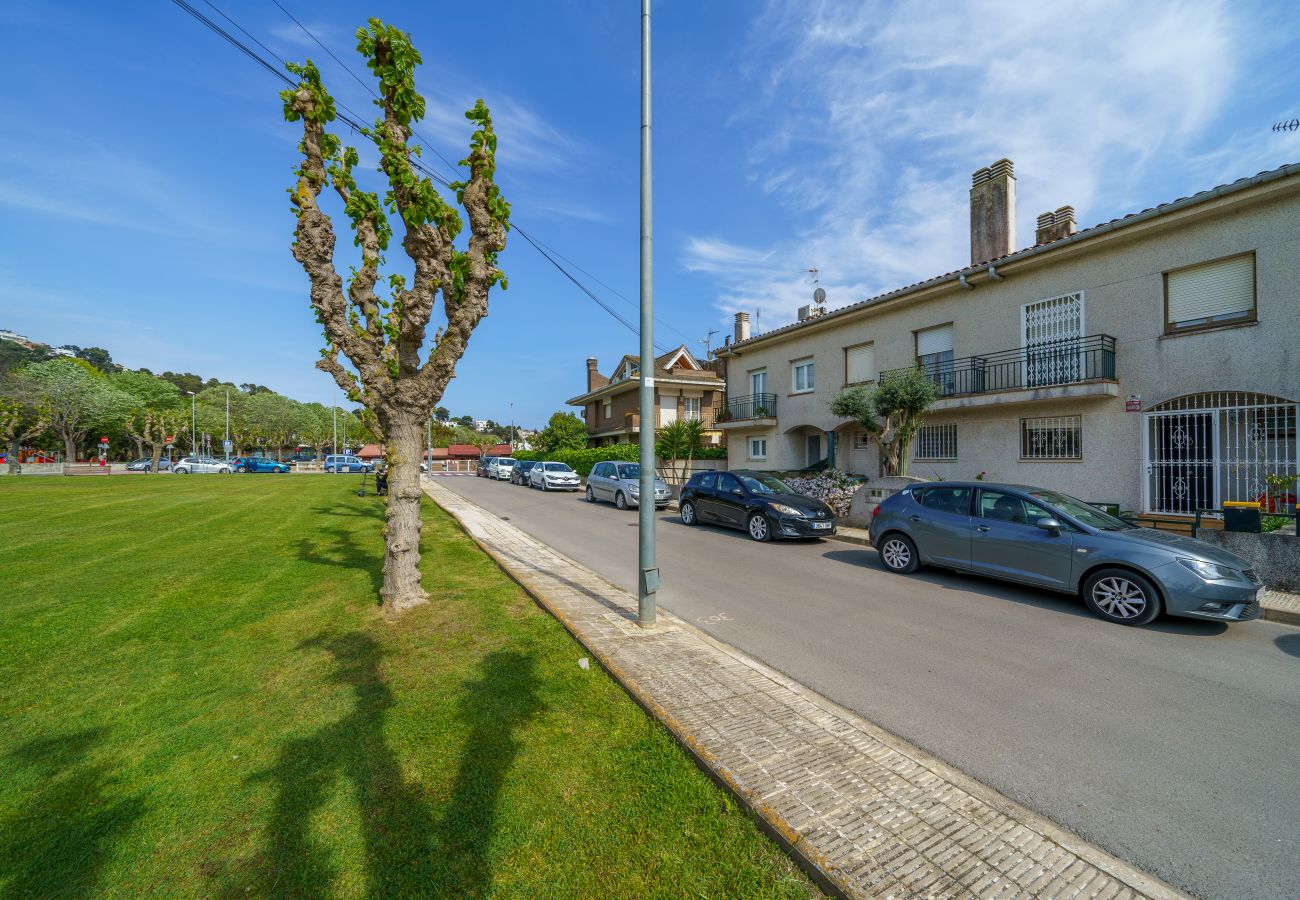 Casa adosada en Santa Susana - HomeHolidaysRentals Anglada - Costa Barcelona