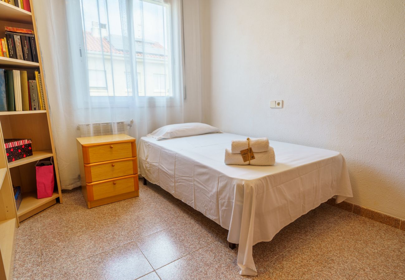 Casa adosada en Santa Susana - HomeHolidaysRentals Espriu- Costa Barcelona