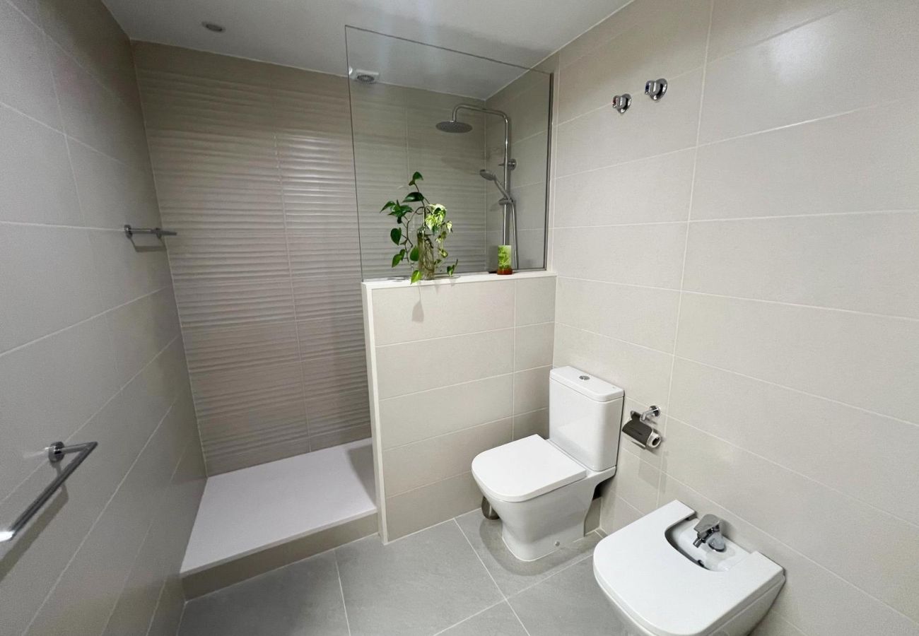 Casa adosada en Santa Susana - HomeHolidaysRentals Espriu- Costa Barcelona