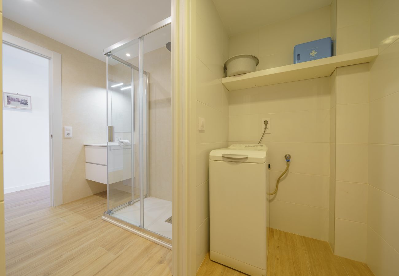 Apartamento en Pineda de Mar - HomeHolidaysRentals Delmare - Costa Barcelona