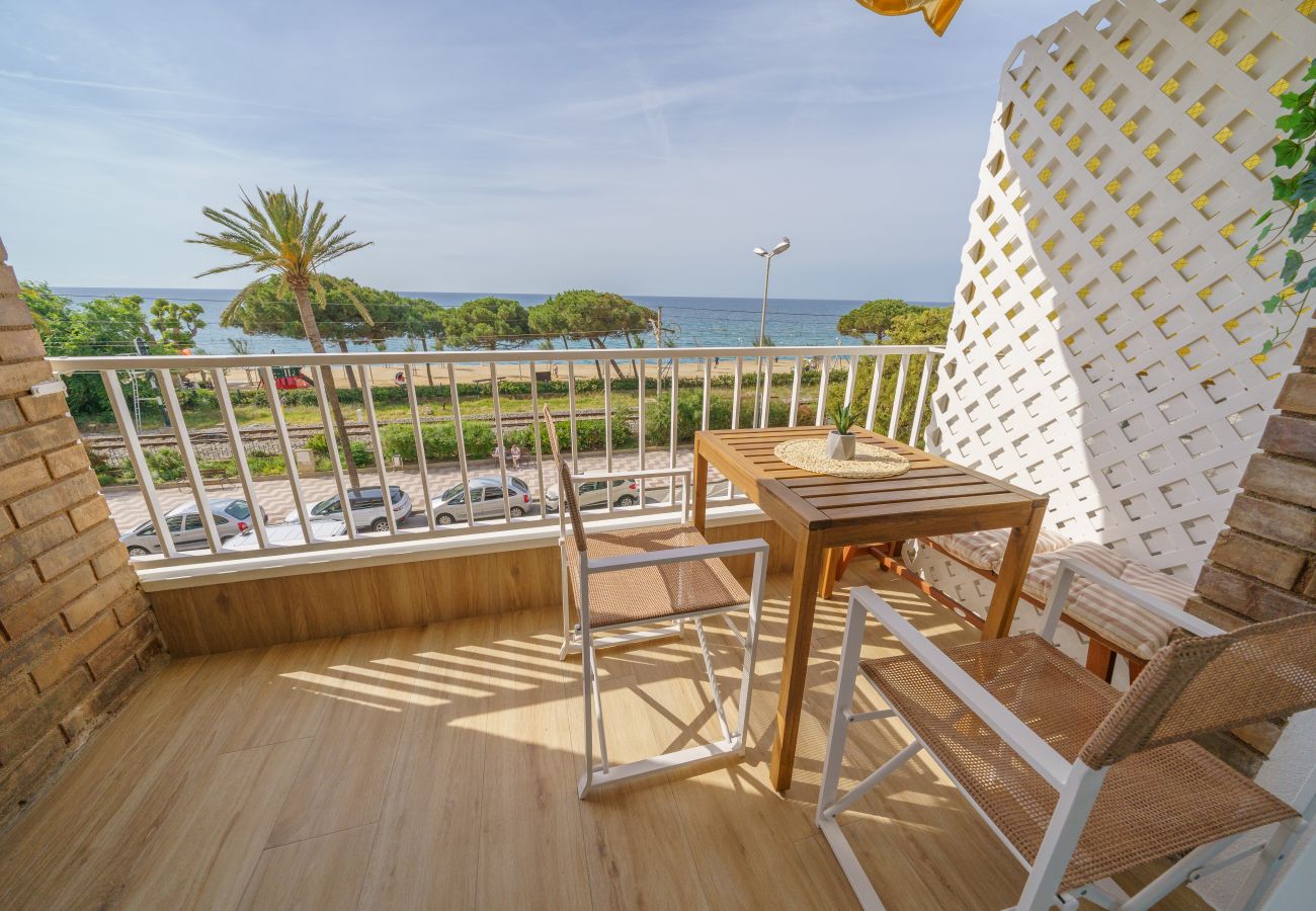 Apartamento en Pineda de Mar - HomeHolidaysRentals Delmare - Costa Barcelona