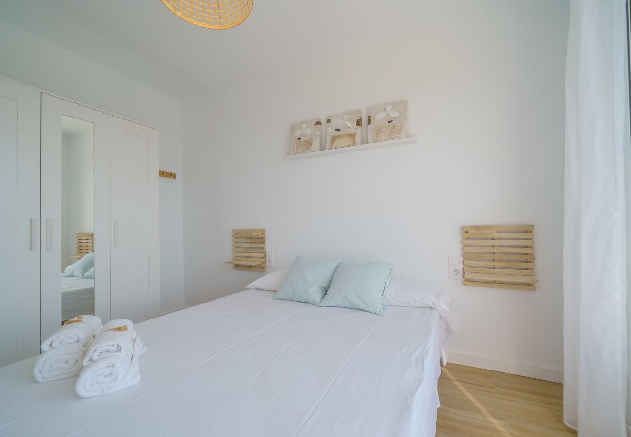Apartamento en Pineda de Mar - HomeHolidaysRentals Delmare - Costa Barcelona