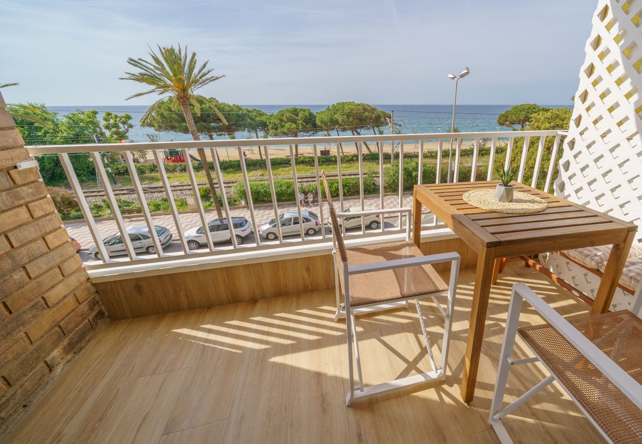 Apartamento en Pineda de Mar - HomeHolidaysRentals Delmare - Costa Barcelona