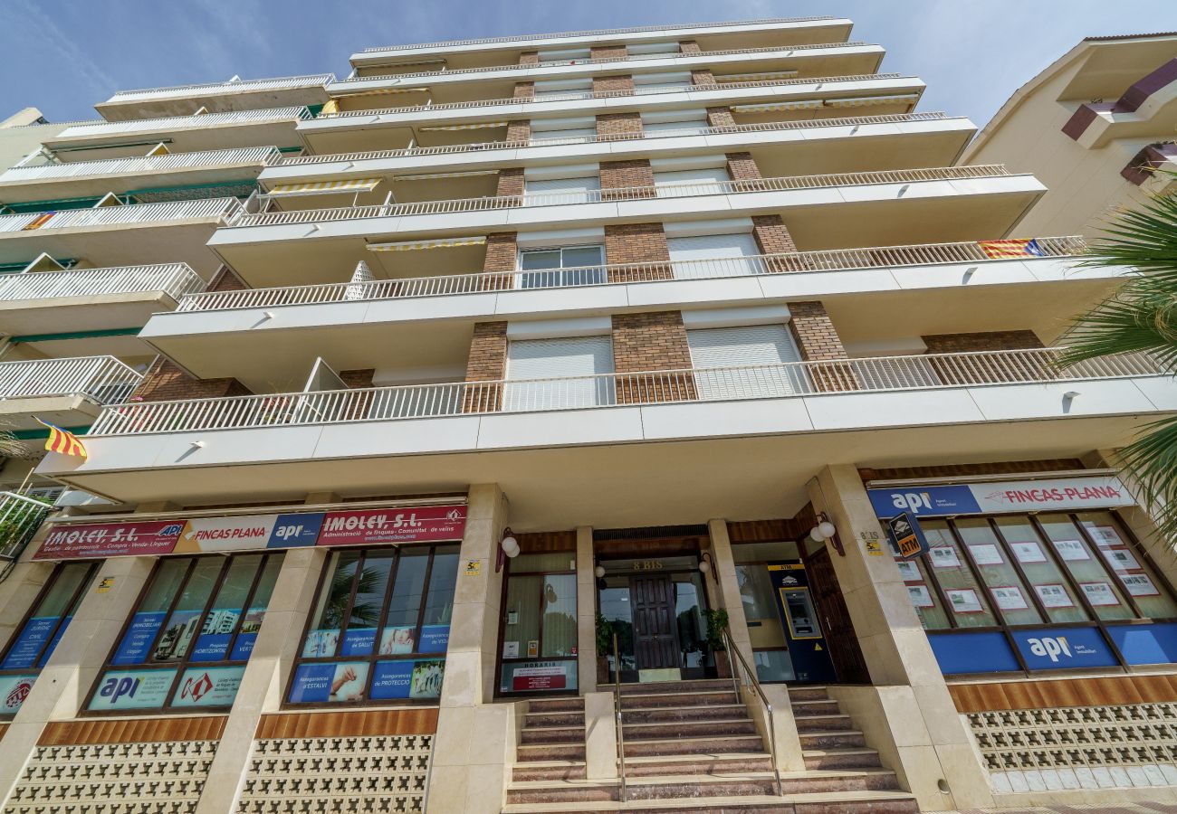 Apartamento en Pineda de Mar - HomeHolidaysRentals Delmare - Costa Barcelona