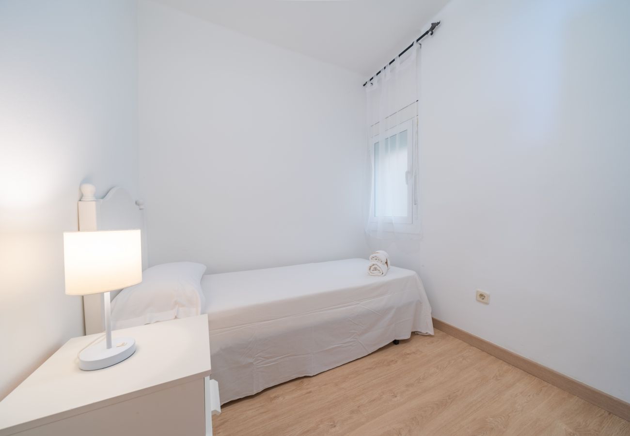 Apartamento en Pineda de Mar - HomeHolidaysRentals Estrella - Costa Barcelona