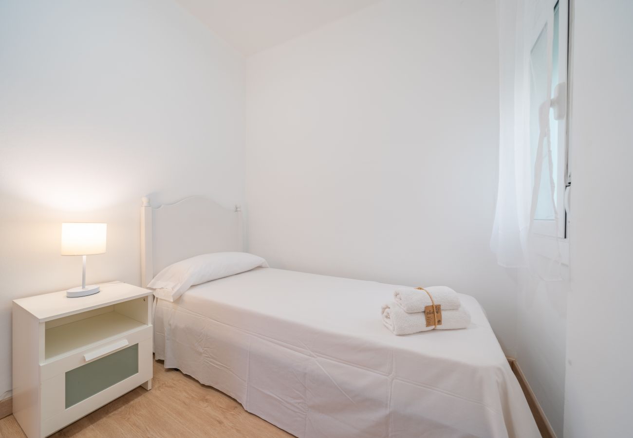 Apartamento en Pineda de Mar - HomeHolidaysRentals Estrella - Costa Barcelona