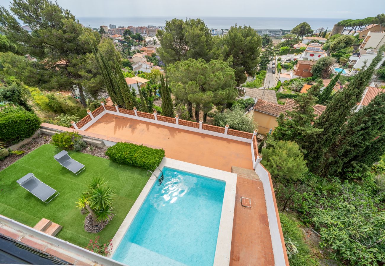 Villa en Santa Susana - HomeHolidaysRentals Himalaia - Costa Barcelona