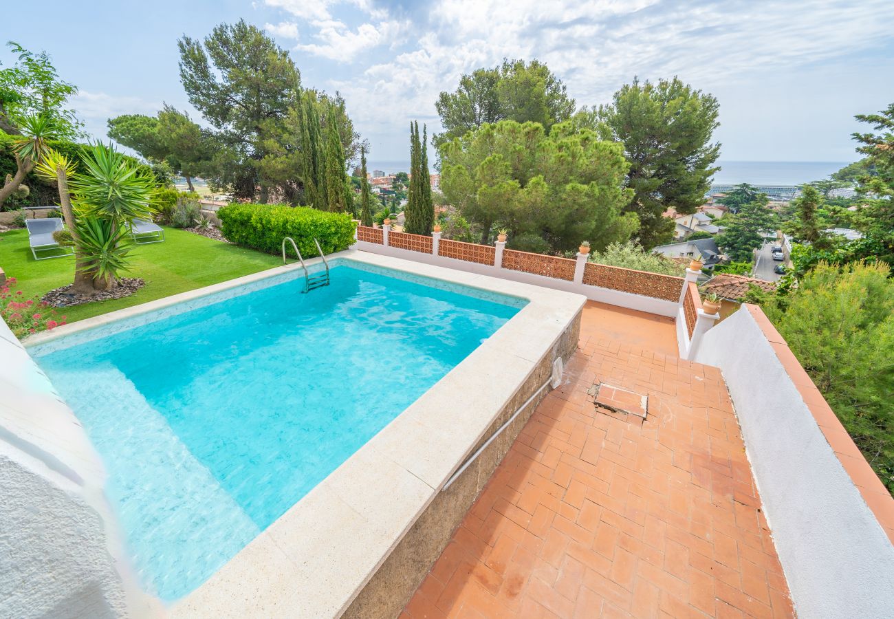 Villa en Santa Susana - HomeHolidaysRentals Himalaia - Costa Barcelona