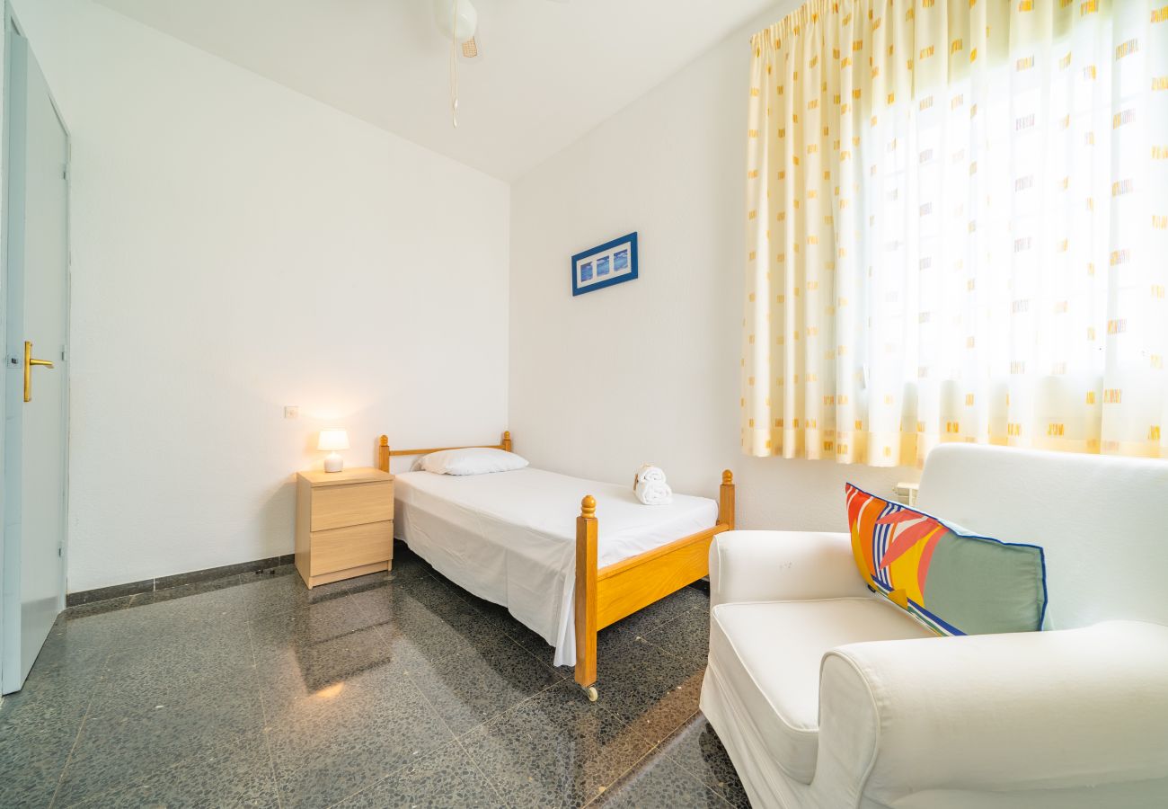 Villa en Santa Susana - HomeHolidaysRentals Himalaia - Costa Barcelona