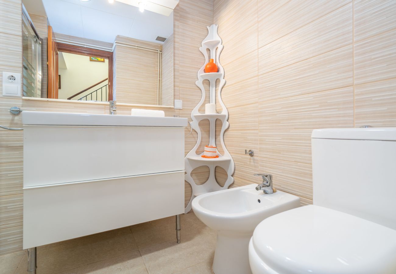 Casa adosada en Sant Pol de Mar - HomeHolidaysRentals Ancora - Costa Barcelona
