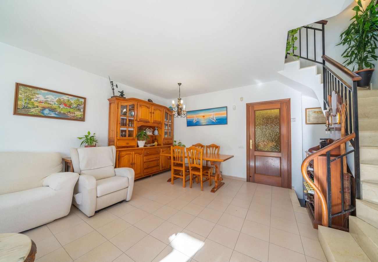Casa adosada en Sant Pol de Mar - HomeHolidaysRentals Ancora - Costa Barcelona