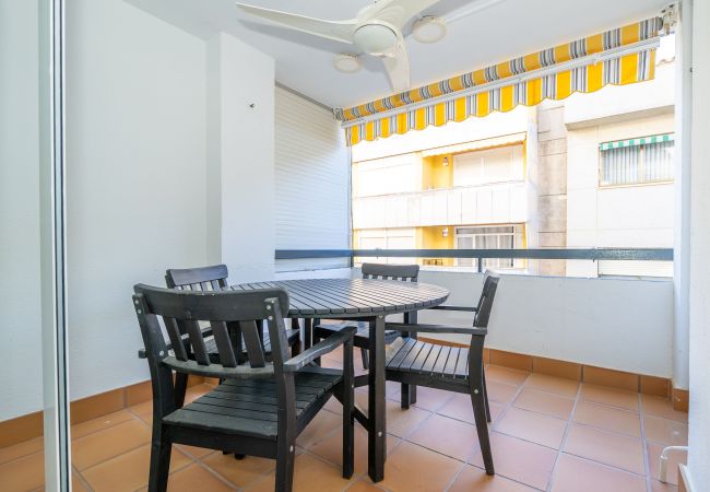 Apartamento en Pineda de Mar - HomeHolidaysRentals Deva - Costa Barcelona