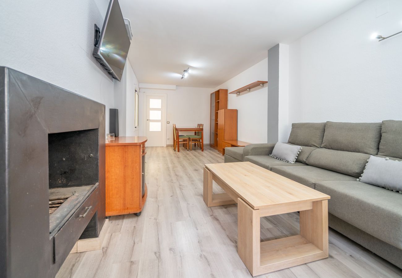 Apartamento en Pineda de Mar - HomeHolidaysRentals Deva - Costa Barcelona