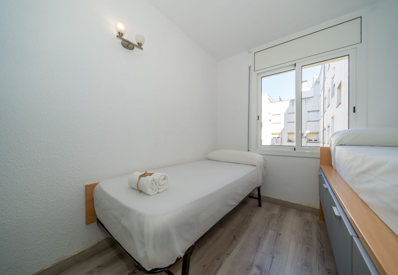 Apartamento en Pineda de Mar - HomeHolidaysRentals Deva - Costa Barcelona